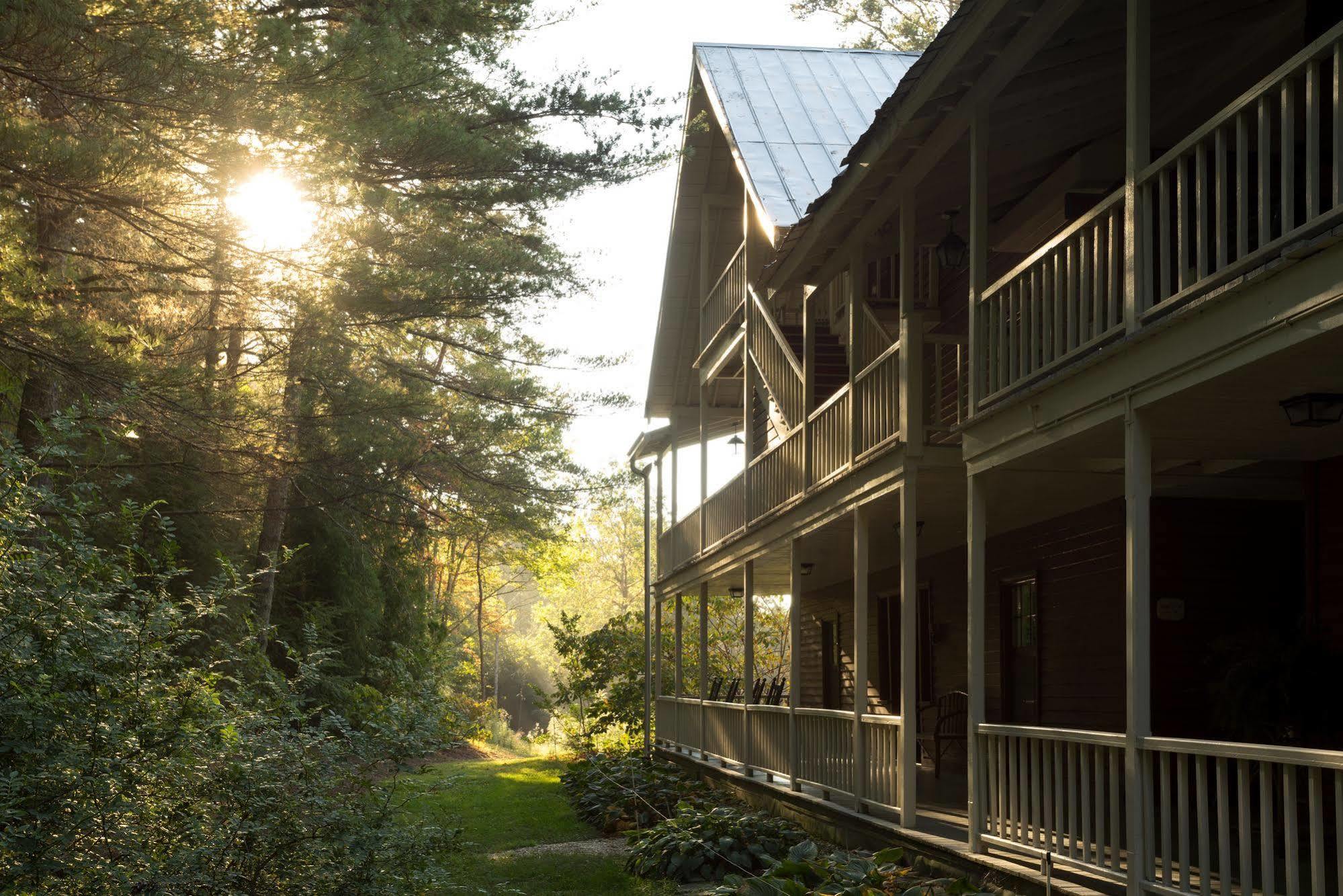 Glen-Ella Springs Hotel & Restaurant Clarkesville Экстерьер фото