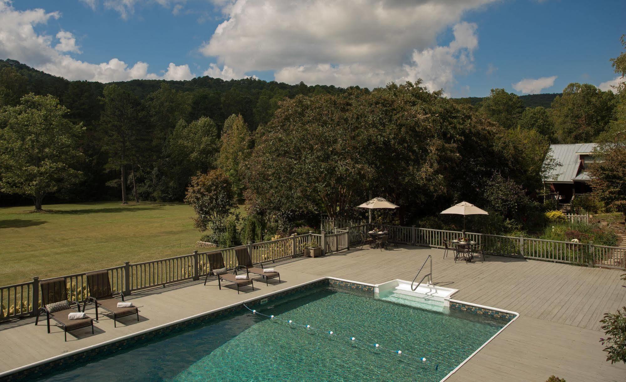 Glen-Ella Springs Hotel & Restaurant Clarkesville Экстерьер фото